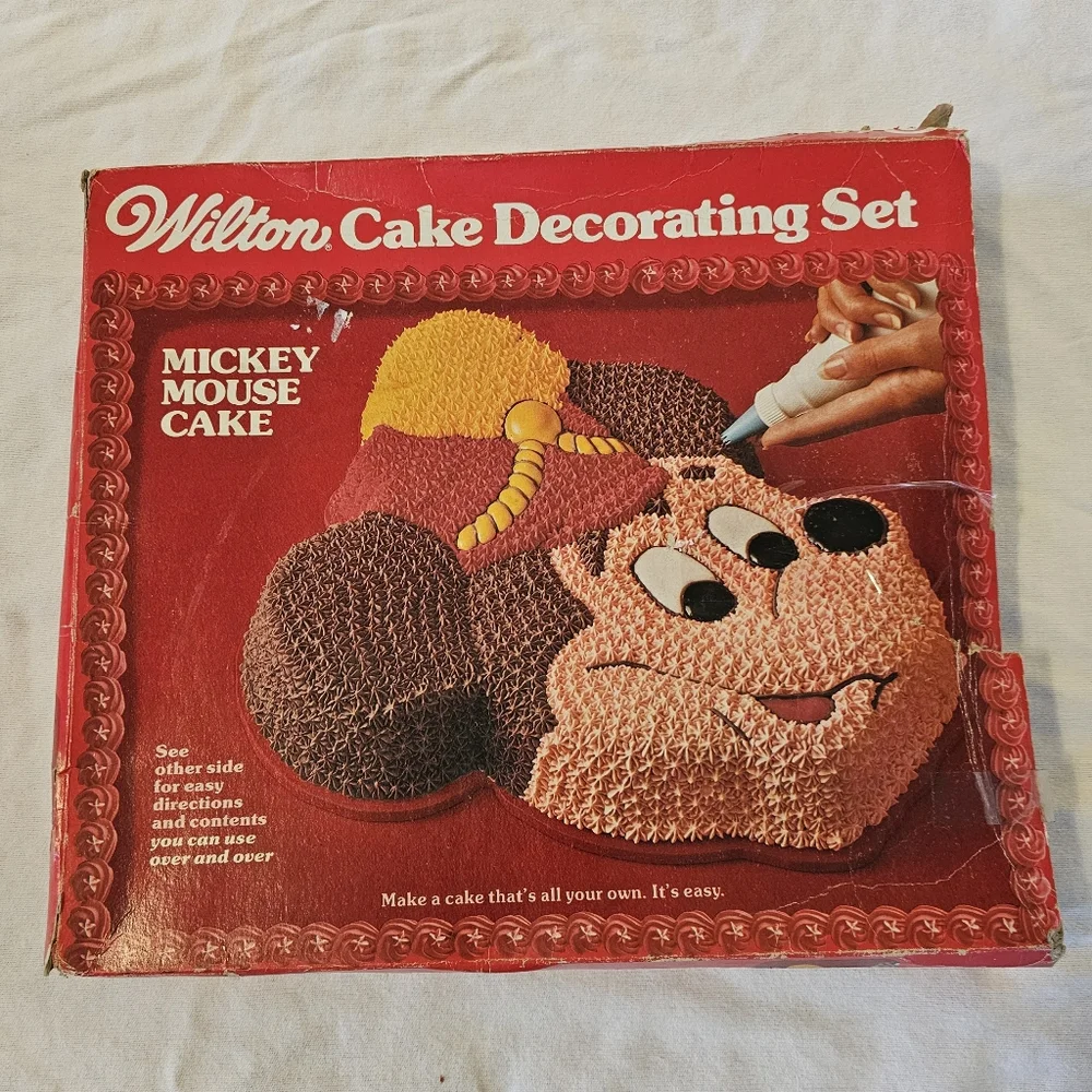 Vintage 1974 WILTON Mickey Mouse Cake Decorating Set - PAN ONLY - Disney